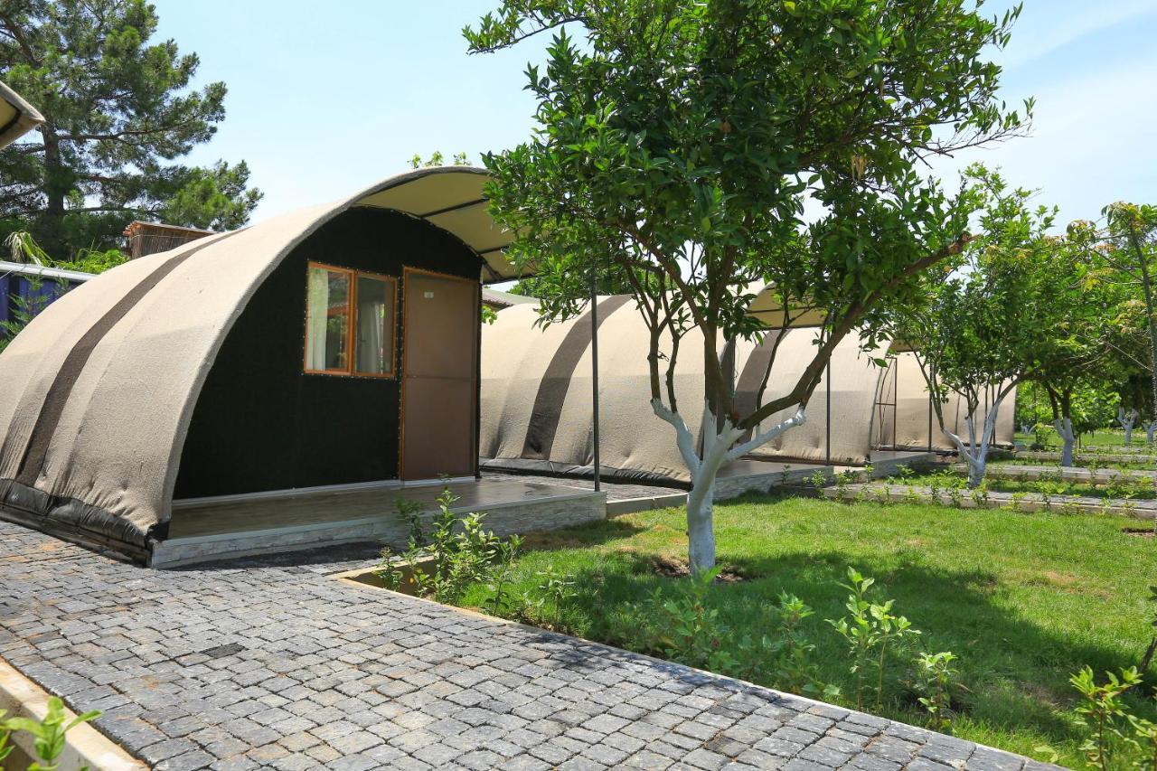 Merry Bungalow & Tent Чирали Екстер'єр фото